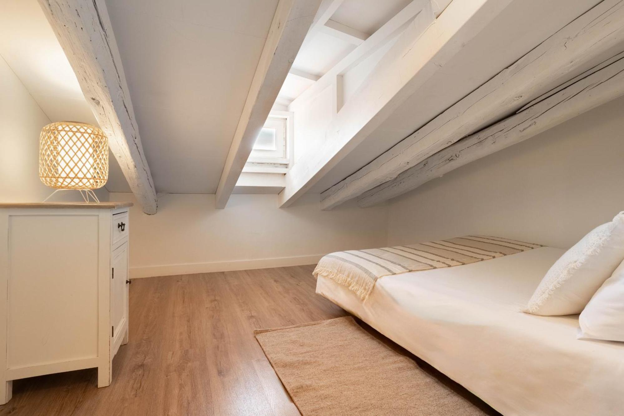 Apartamento Plaza Mayor Attic En Madrid Eksteriør bilde
